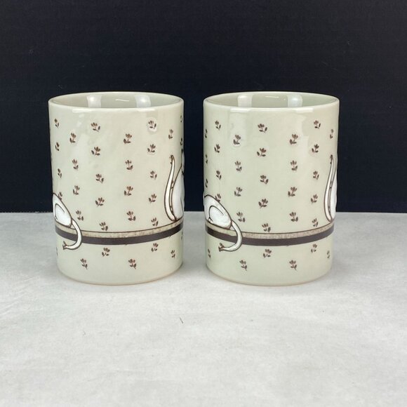 Vintage Otagiri Cat and Kitten Coffee Mugs Set of 2 - Picture 4 of 8